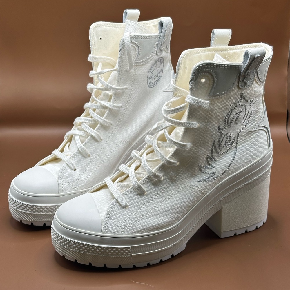Converse Chuck 70 De Luxe Heel Platform Western in Vintage White
